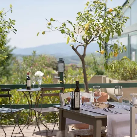 Terre Di Casole Hotel 4*