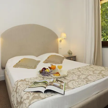 Terre Di Casole Hotel