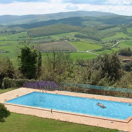 Terre Di Casole Hotel 4*