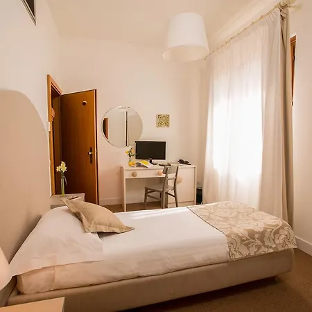 Hotel Terre Di Casole