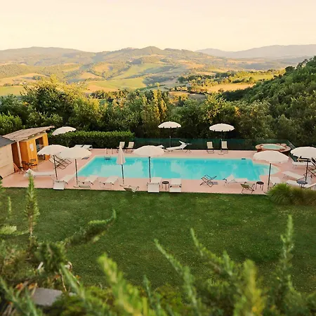 Terre Di Casole Hotel 4*